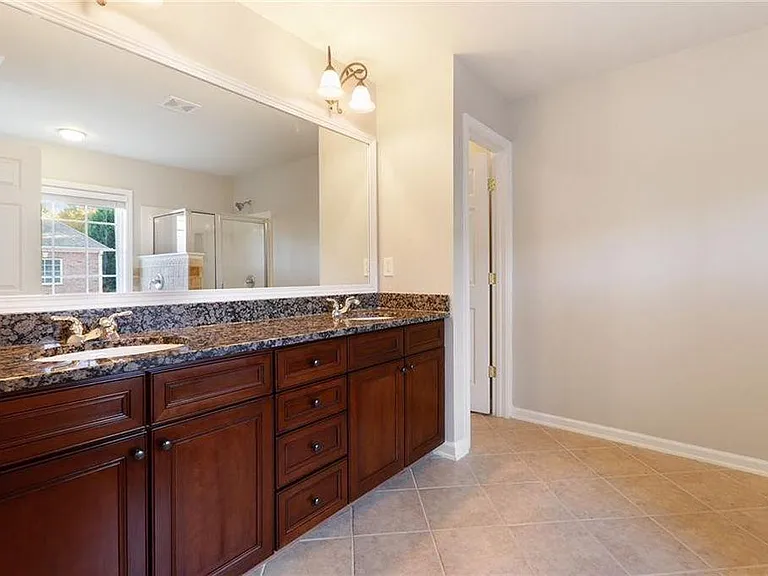 10467 Holliwell Ct — Photo 20
