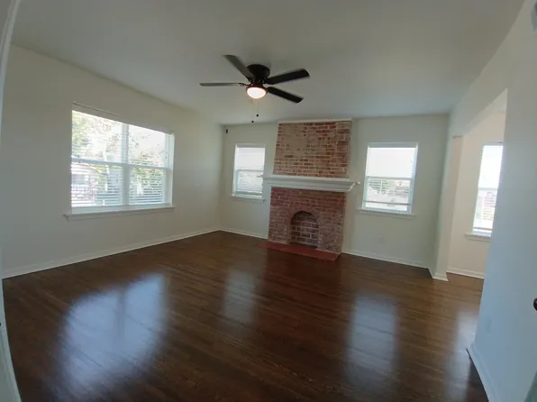 1312 S Quaker Ave, Tulsa, OK 74120