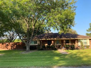 601 Kirby Dr, West Columbia, TX 77486