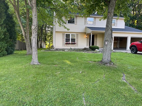 4th image of 278 Jasper Ln