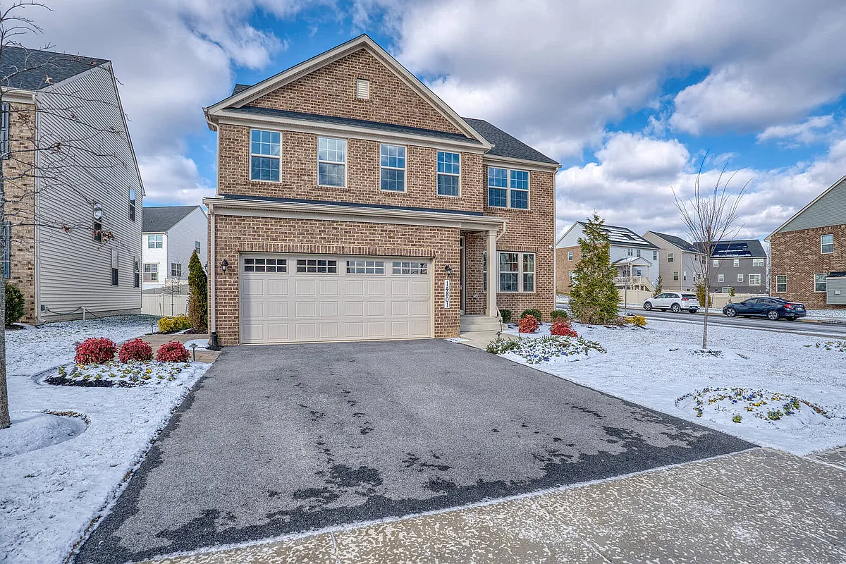 Building Photo - 14801 Townshend Terrace Ave