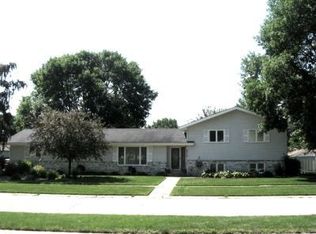 2716 Ivanhoe St, Sergeant Bluff, IA 51054