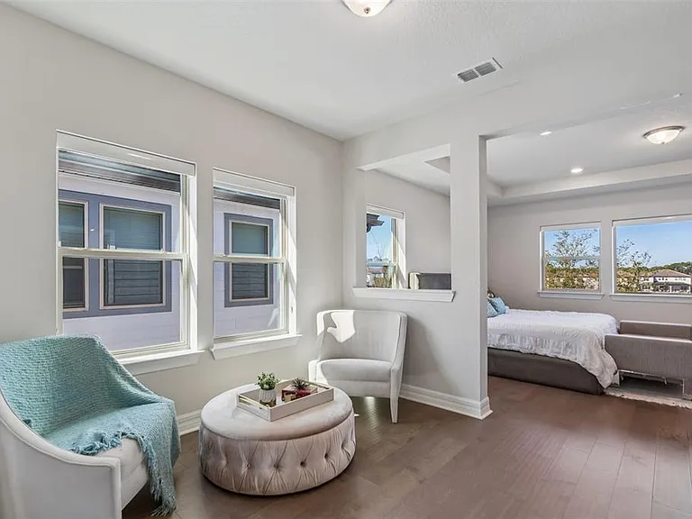 9070 Woodland Forest Rd — Photo 46