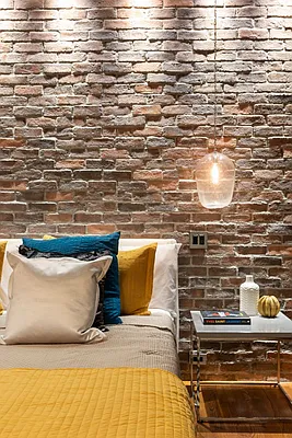 Sold by Compass | media 10