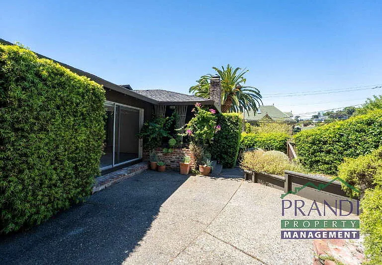 4 Beryl Ln — Photo 4