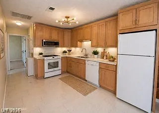 4734 Roberta St #4 — Photo 5