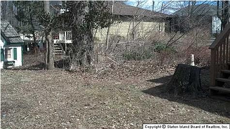 5th image of 375 Arden Ave