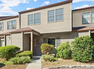 11 Lambert Cmn UNIT 11, Wilton, CT 06897