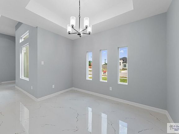 5th image of 371 Nectarin Ln