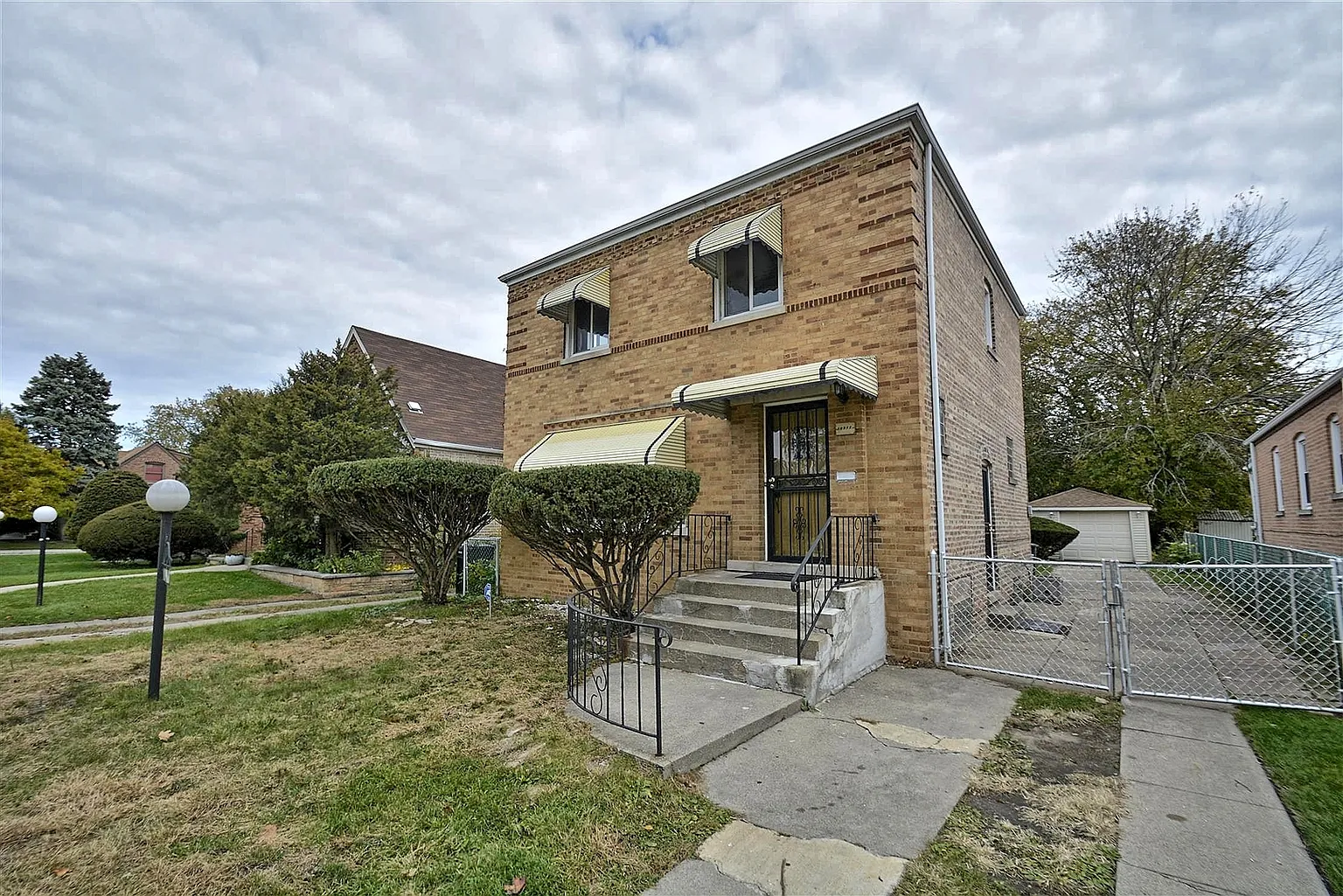 10547 S Peoria St photo 1