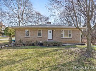 146 Collindale Ave NW, Grand Rapids, MI 49504