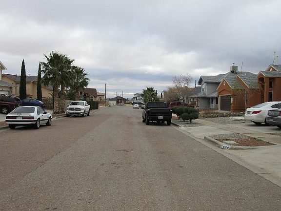 4th image of 4720 Robert Acosta Dr