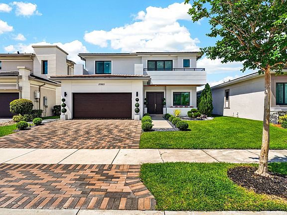 3rd image of 10865 Vista Terrace