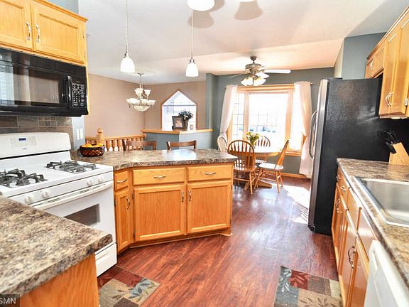 4th image of 740 Butler Dr