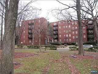 1st image of 2350 Linwood Ave #2B-502B