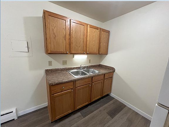 5th image of 2222 Independence Ln #7