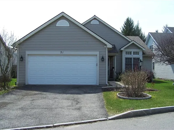 21 Brittany Cir, Rochester, NY 14618