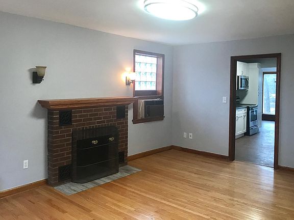 4th image of 4 Dennis Ave #First