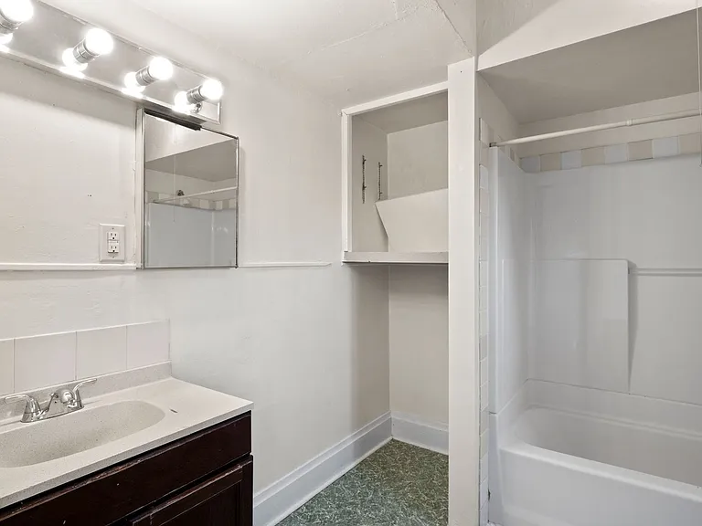 828 W Cleveland Ave — Photo 12