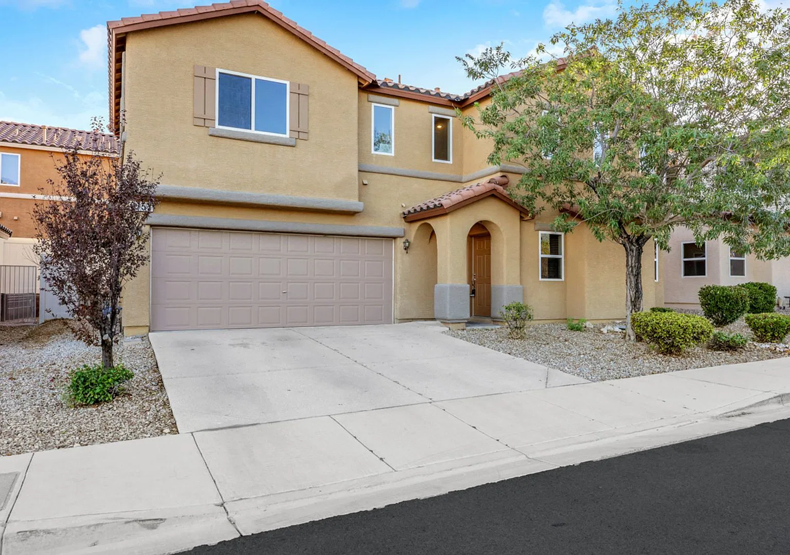 Beautiful Two-Story Home with Soaring Ceilings and Abundant Natural Light! — Photo 2