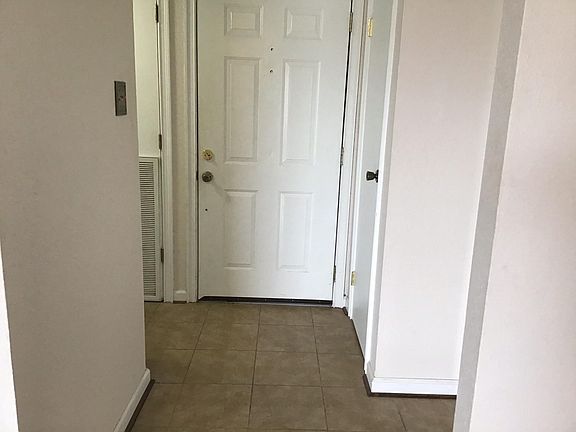 3rd image of 18511 Egret Bay Blvd APT 207