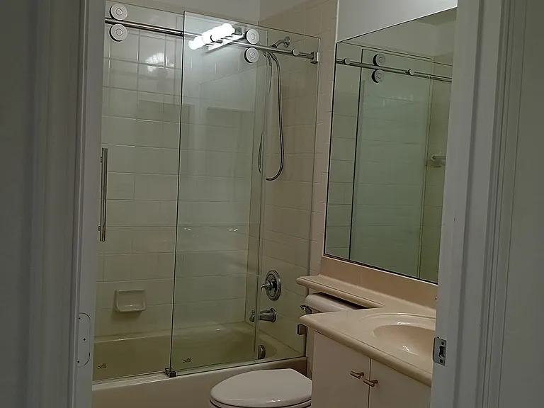 2nd bathroom