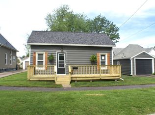 66 N 8th Ave, Canton, IL 61520
