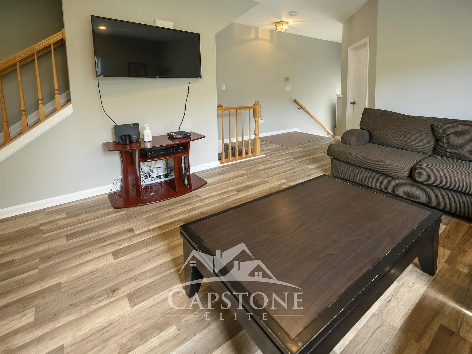 236 Warren St (4 Bed | 4 Bath) (P3 I T1 Premie... - Upsta... — Photo 2