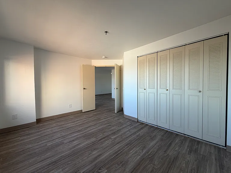 2 Bedroom