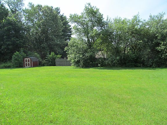 2nd image of 3 New Britain Dr