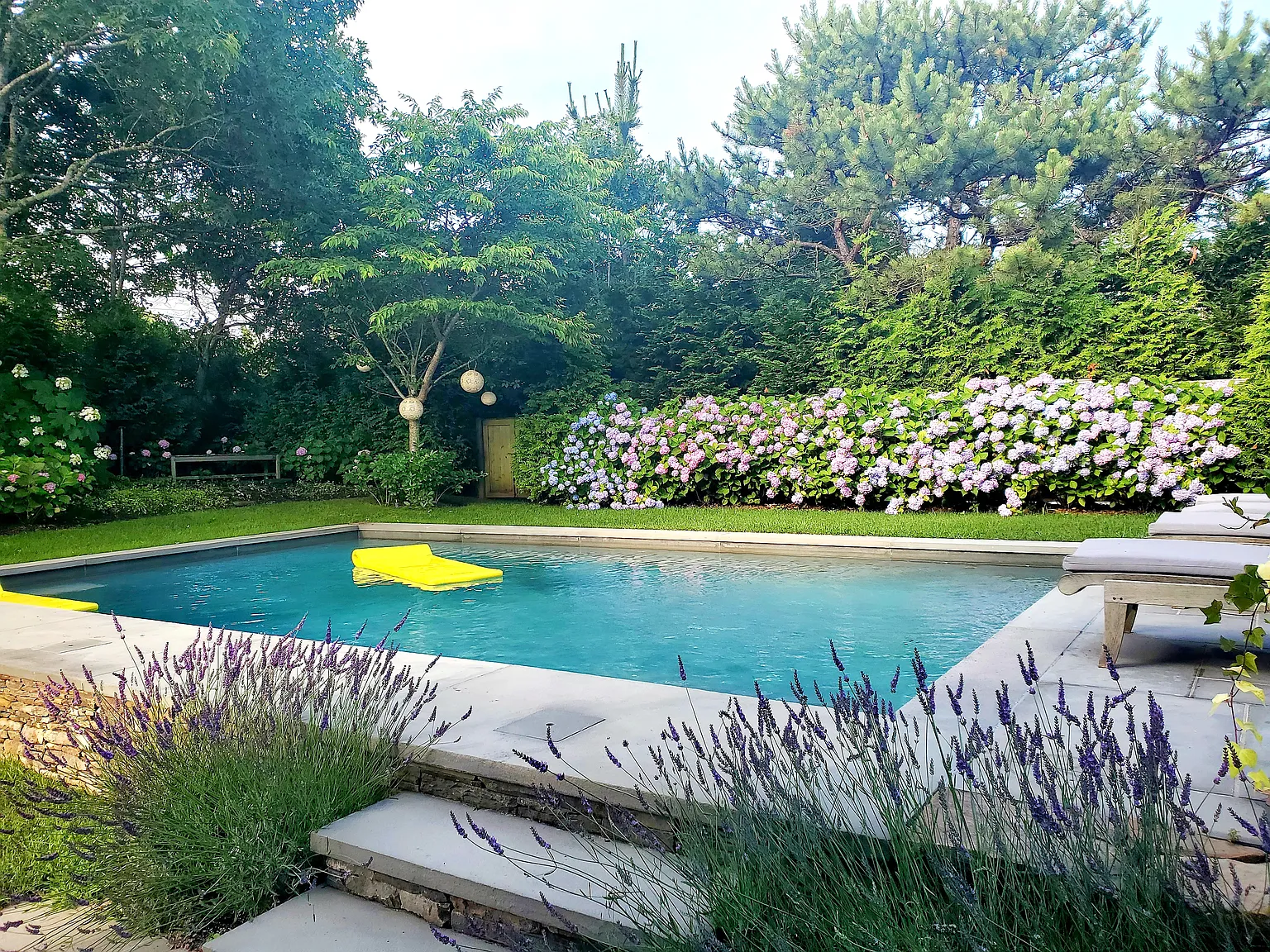 Beach Living — Photo 1