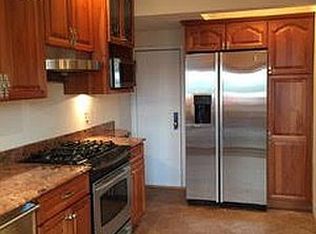 24-43 33rd St #2A, Astoria, NY 11103