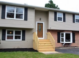 11 Teresa Cir, Rochester, NY 14624