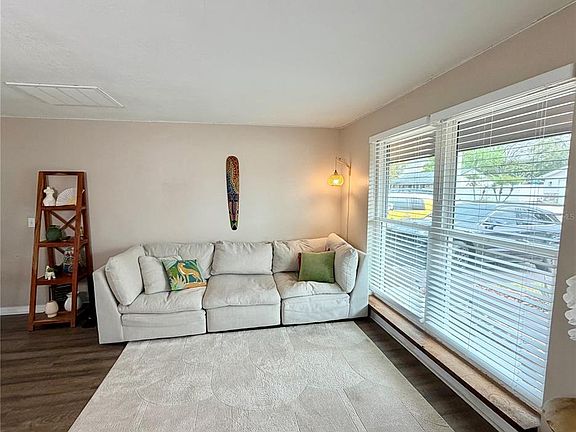 3rd image of 7974 Avenal Loop