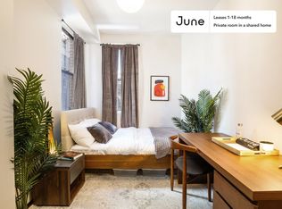 356 W 39th St #5-B, New York, NY 10018
