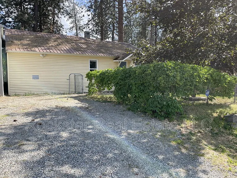 9714 E 6th Ave — Photo 3