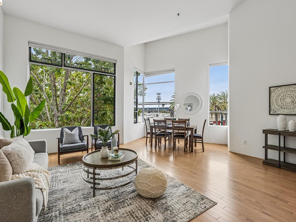 1st image of 1510 Park Ave #315