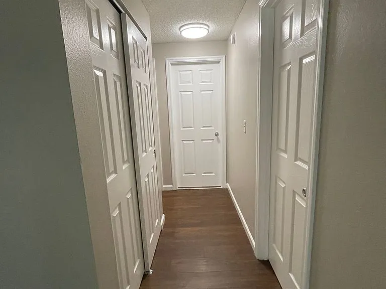 Albany Meadows Apartments — Photo 23