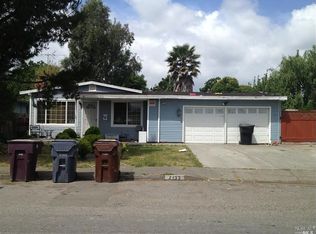 2133 Whitewood Dr, Santa Rosa, CA 95407