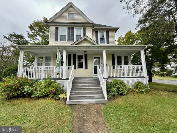 135 Madison Ave, Laurel Springs, NJ 08021