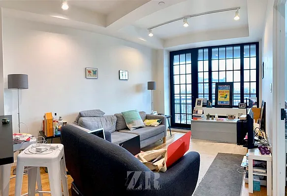 Rented by Zjama Realty Corp | media 9