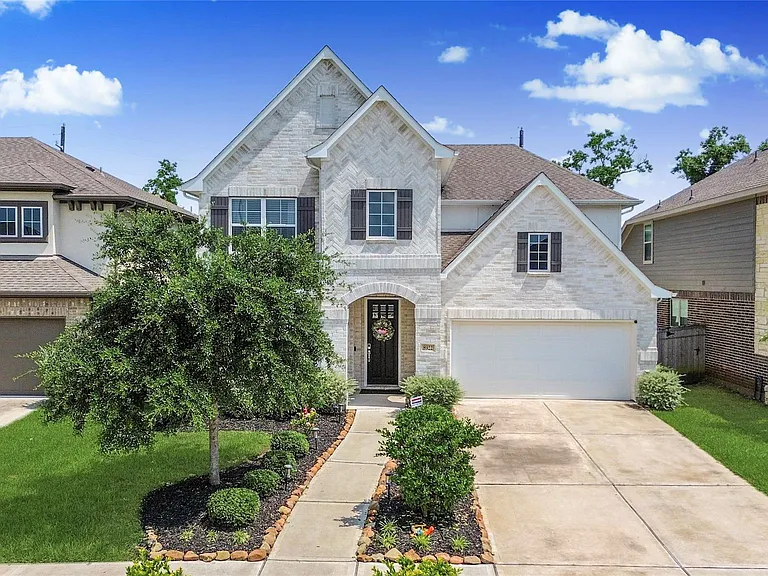 8922 Stanley Oak Dr — Photo 2