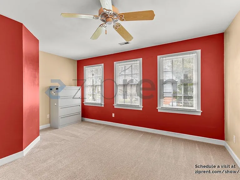 9216 Crofton Springs Dr — Photo 16