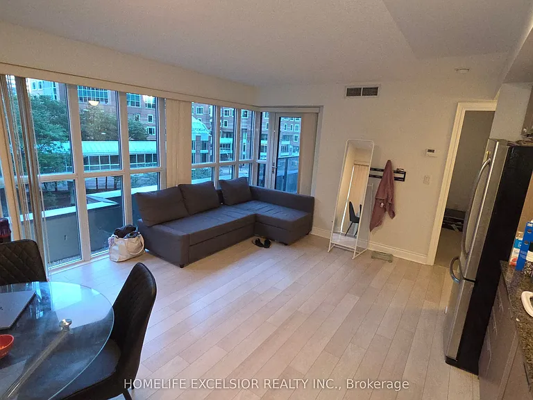 28 Ted Rogers Way #411 — Photo 7