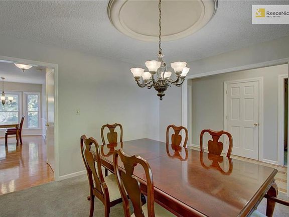 4th image of 10049 Connell Dr