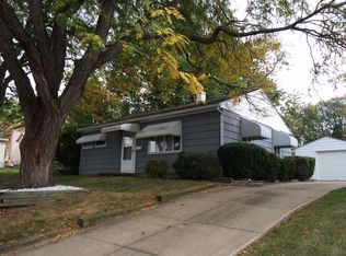 1977 Clairmont Ave, Akron, OH 44301