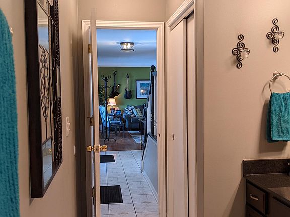 5th image of 16241 S Arbor Dr