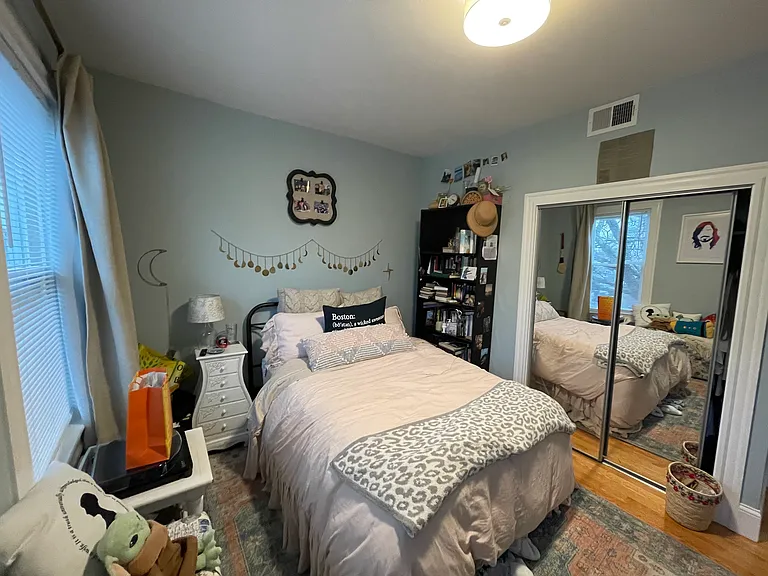 67 Pearl St #2 — Photo 13