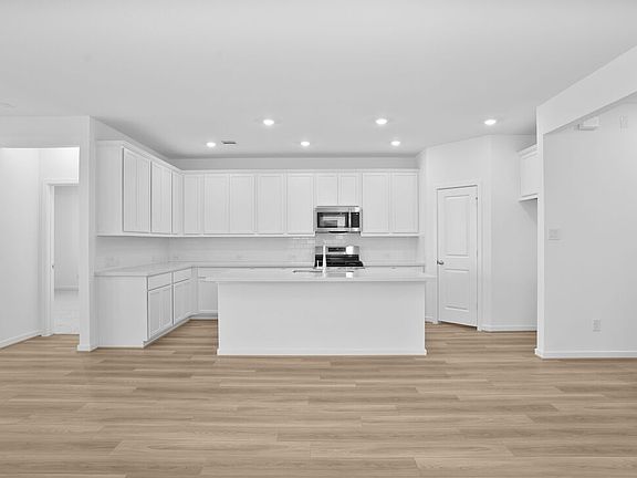 3rd image of 21522 Coronado Green Dr