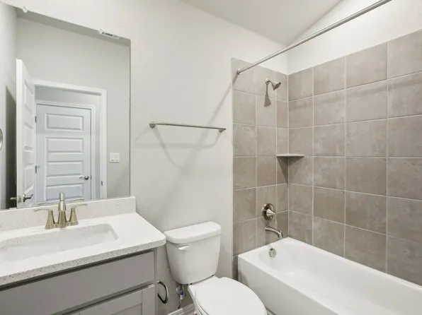 The Burnett (825) Plan, Turner's Crossing - Reserve Collection